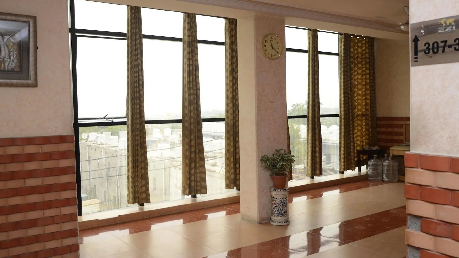 Fabexpress Grand Shoba Hotel New Delhi India