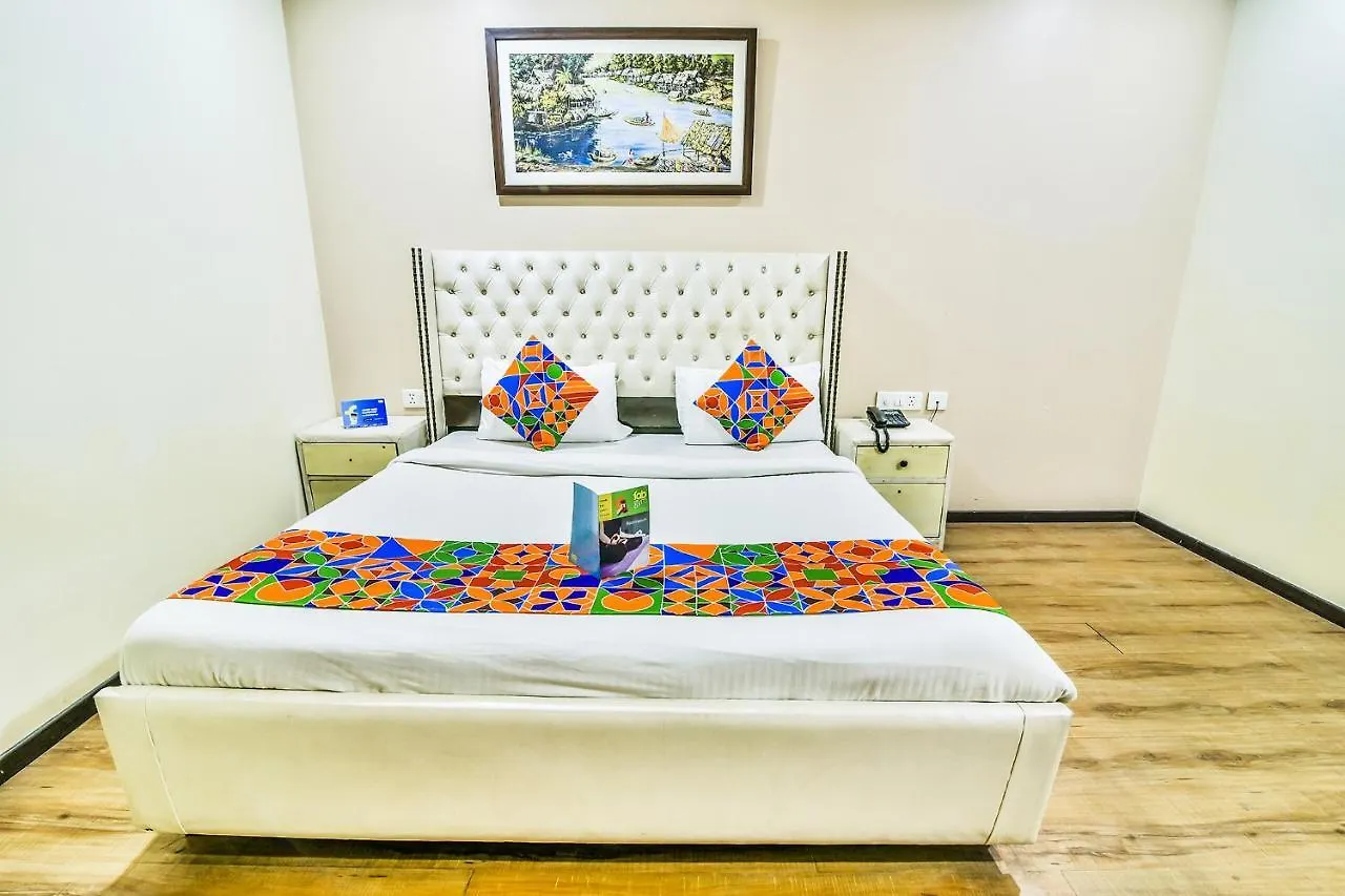 Fabexpress Grand Shoba Hotel New Delhi