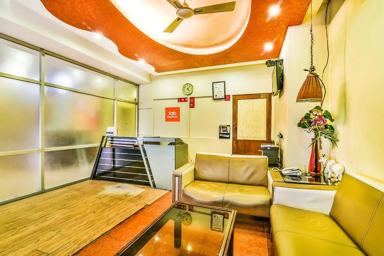 Fabexpress Grand Shoba Hotel New Delhi 3*,