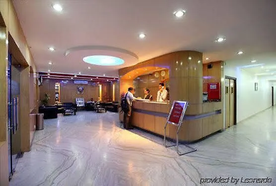 Fabexpress Grand Shoba Hotel New Delhi